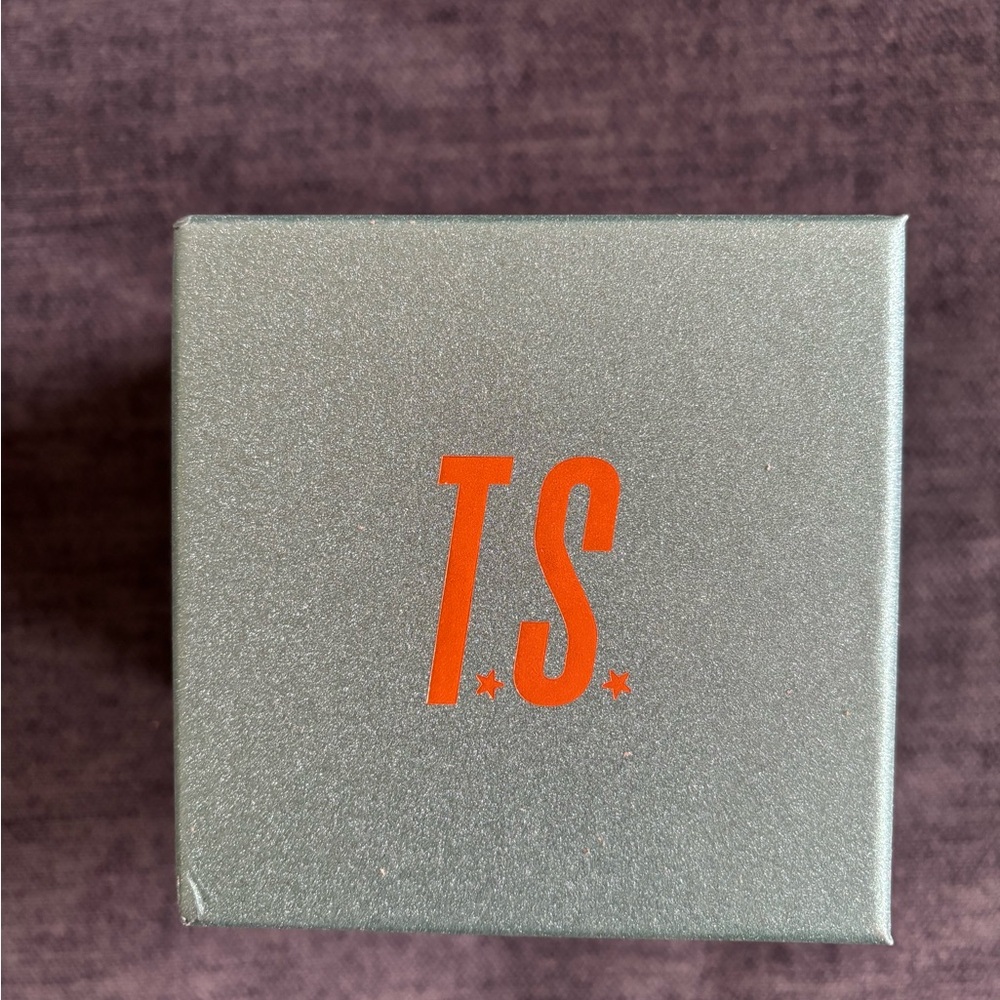 NWT Taylor Swift The life of a showgirl candle